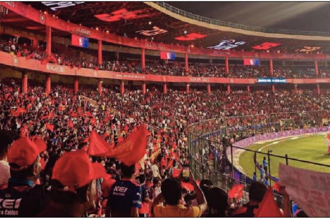 ఆర్సీబీ ఫ్యాన్స్ కు శుభవార్త...హోం మ్యాచ్లు చిన్నస్వామి స్టేడియంలోనే